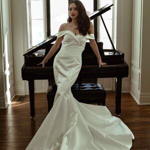Off-Shoulder Satin Mermaid Wedding Dress
